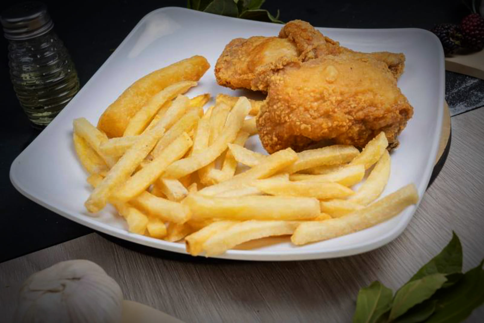 1/4 Pollo Broaster